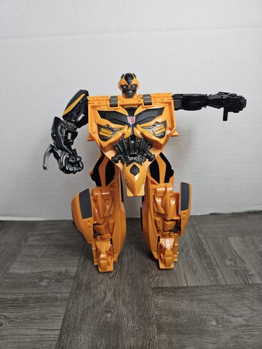 Transformers bumblebee 2008 - transformers,